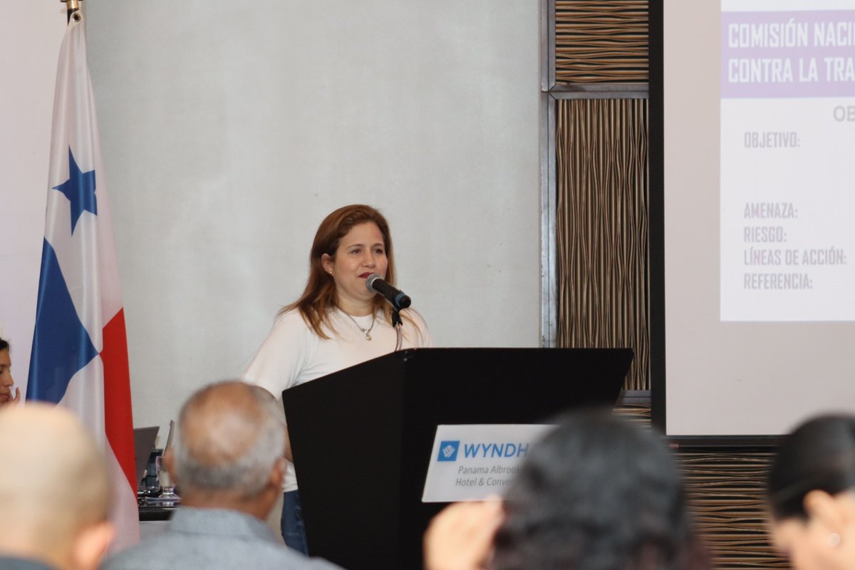 Como parte de la Campaña #Piénsalo2Veces, se hizo el Foro 'Derechos Humanos: Empleo y Juventud' para compartir experiencias de buenas prácticas sobre DDHH, empleo y juventud, entre actores del sector público, privado, sociedad civil y jóvenes.

📌Gracias a <a href="/USEmbPAN/">U.S. Embassy Panama</a> <a href="/StatePRM/">Bureau of Population, Refugees, and Migration</a>