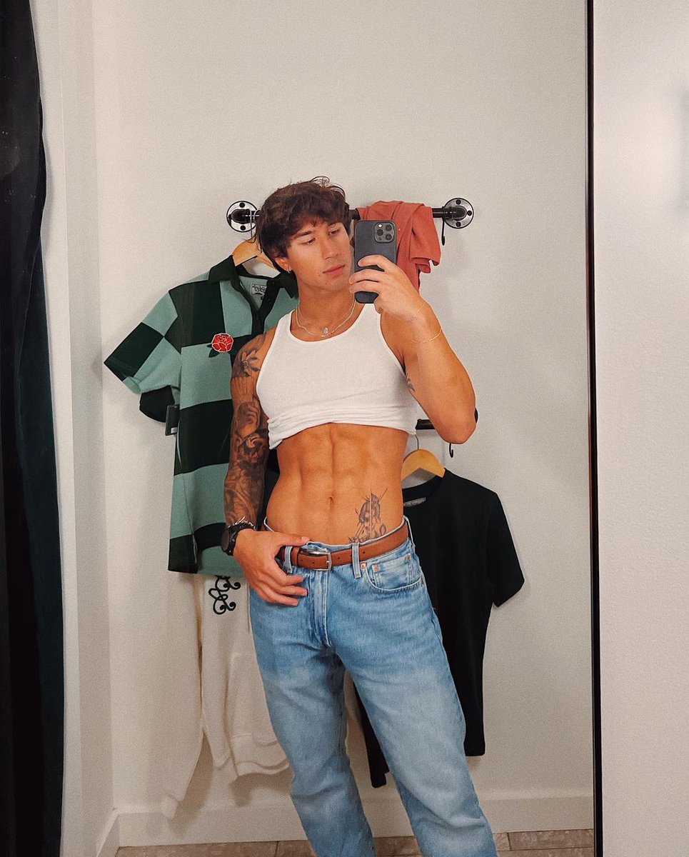 renairima's tweet photo. hot boy summa, steal yo lova x https://t.co/EPUTNVnaP3