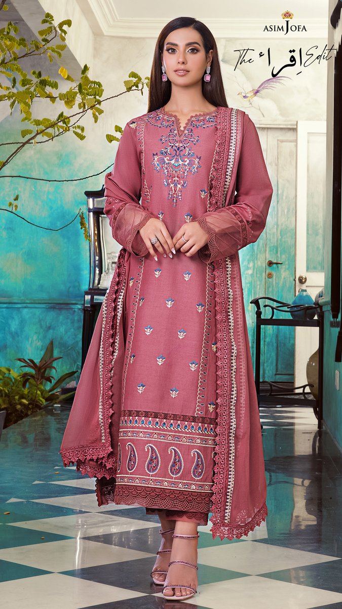 asimjofa's tweet photo. The Iqra Edit by Asim Jofa | 3PC | Unstitched Collection | PRE-BOOK NOW
AJIM – 23 | Rs. 5,950
This vibrant coral hue complements Iqra Aziz’s charming visage. 
#AsimJofa #IWearAsimJofa #simplyfestive #unstitchedcollection #stitchedcollection #asimjofaedits #iqraaziz #iqraedit https://t.co/Els4VGG9SP