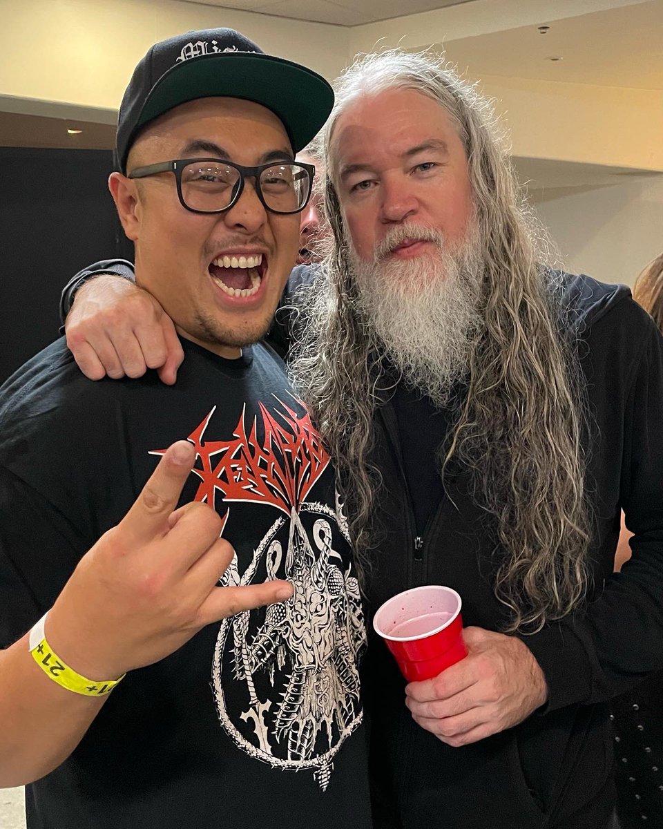 ChefBrianTsao's tweet photo. A little #FBF to last weekend with the Meshuggah camp. Easily of the best shows I’ve ever seen.
#Notyourtypicalchef #meshuggah #meshuggahband #missionsandwich #metal #metalchef https://t.co/2b5OVkHkcq