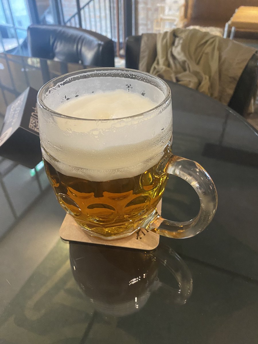 BoardNfl's tweet photo. #Bierbar eröffnet https://t.co/OoE8t1czJf