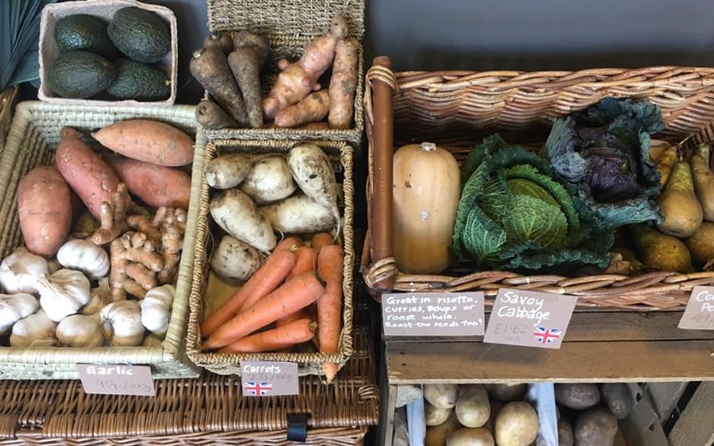 Ditch the plastic packaging for good and get to know your local refill store like <a href="/GetLooseFoods/">Get Loose</a>, <a href="/JarrMarket/">Jarr Market</a> and @SWOPZeroWaste ow.ly/Ggcw50KRq68