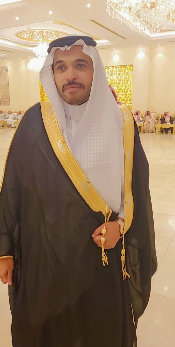 badanahula's tweet photo. بحضور الشيخ خالد بن حمد #المورعي احتفل الأستاذ: كمال أحمد المطلق بزواج ابنه أحمد وسط حضور من أبناء عشيرة #البدنة والمعارف والأصدقاء.
بارك الله للزوجين ورزقهما الذرية الصالحة في بيت ينعم بالسعادة.
تهانيا أبا أحمد https://t.co/BuOu2oWgnv