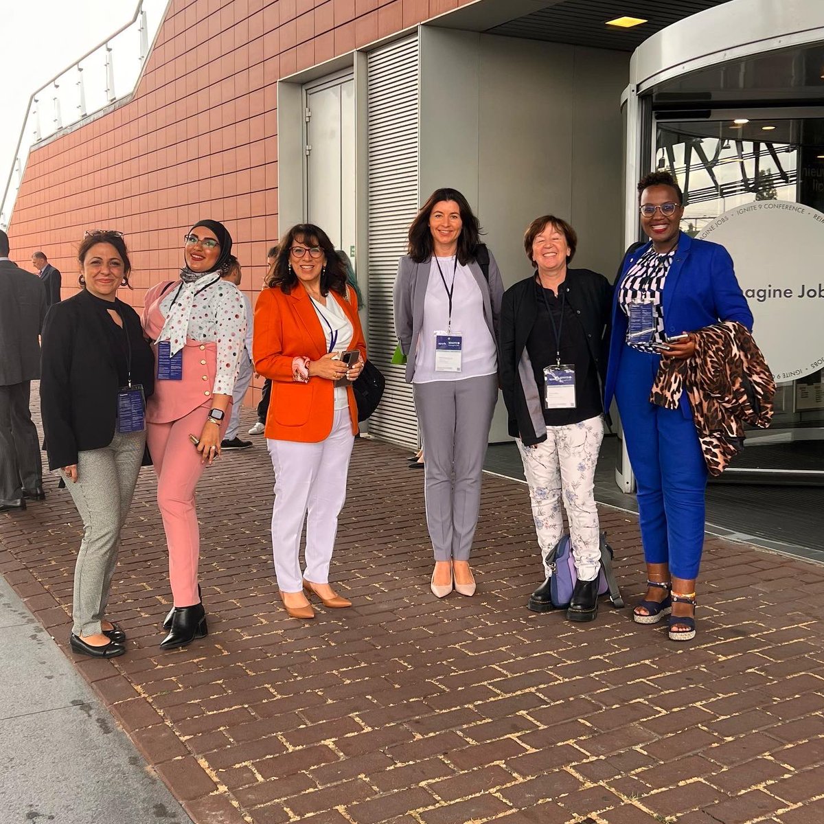 RawanAlzaidi4's tweet photo. #IGNITE9 Breakout session,
Growth Starts with Gender Inclusive Entrepreneurship;
Being among such beautiful, successful, very intelligent women who are creating change in their societies, communities and ecosystems can’t be any more exciting and enriching experience 💙
@SPARKorg https://t.co/ziVhFLqPQd