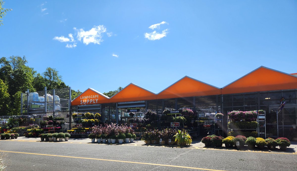 From early morning delivery to ready for the weekend <a href="/MGIflowers/">Michaels Greenhouses</a>  <a href="/Thd6235/">Home Depot #6235</a>