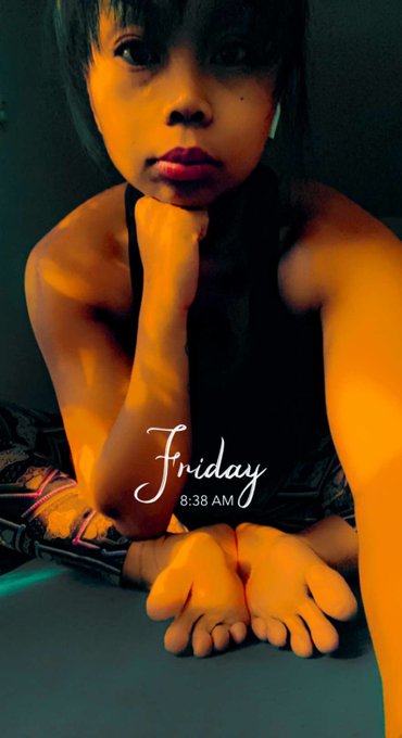 Happy Friday babes. https://t.co/mMRZ0PQ8M5<a href="/tag/dsl"class="tags"><span>#dsl</span></a><a href="/tag/snatchhissoul"class="tags"><span>#snatchhissoul</span></a>