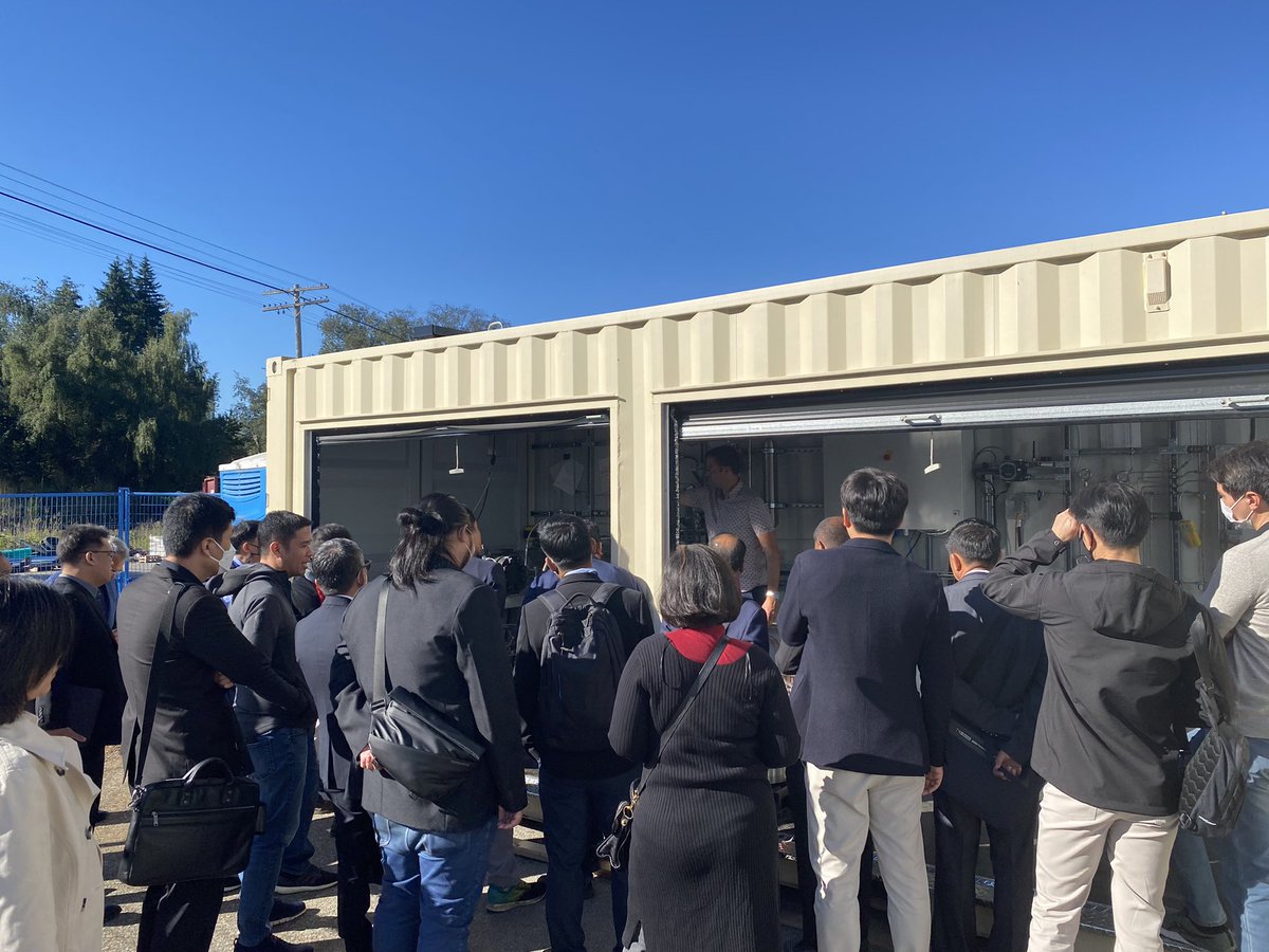 KelseyHunter's tweet photo. This week @TCS_SDC welcomed delegates from 8 Asia Pacific countries to BC for a trade mission on “decarbonizing the energy sector”. Many thanks to our hosts at @SFUVentureLabs and to @CarbonEngineer and Ekona Power for inspiring site visits. #bccleantech #ccus #hydrogen https://t.co/IeoWJD08zK