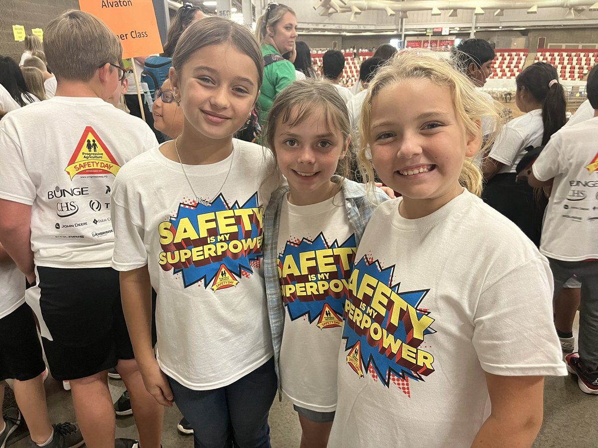 We loved learning about all things SAFETY today!!💙