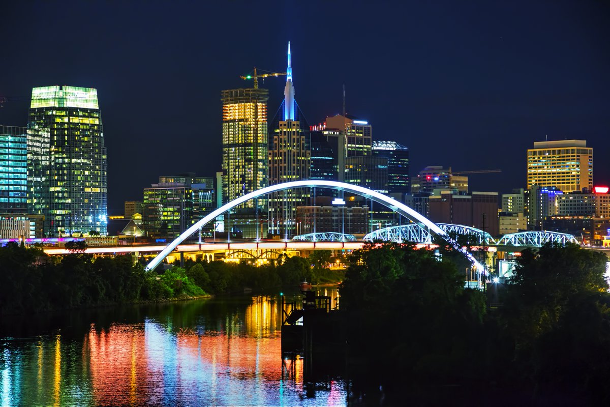 DaymarEDU's tweet photo. With locations in Tennessee and Ohio + online options, there's never been a more flexible time to pursue a new career. 🔥

✅ Health Care
✅ Business
✅ Technology
✅ VFX + Game Design
✅ Massage Therapy

Enroll today: https://t.co/YkDiM2NRGh 

#CareerCollege #NashvilleScene https://t.co/blDA8FGVEc
