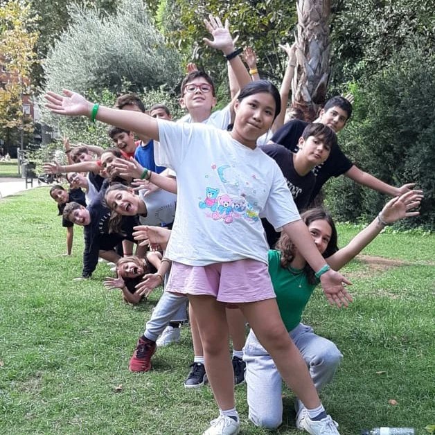 escolapiabalmes's tweet photo. COHESIÓ DE GRUP A 1R D'ESO!! 

Aquest matí l'alumnat de 1r d'ESO hem anat al Turó Park a fer jocs i activitats de cohesió amb l'equip pedagògic. 

Així ens anem coneixent i  podem fer nous vincles. Nou curs, nova etapa i noves amistats!! 

#ESOEPB https://t.co/VLbgB402hd