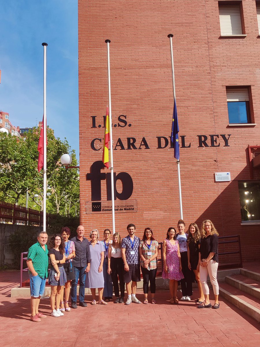 IESClaradelRey's tweet photo. Dos días intensos y muy productivos, trabajando juntos a través de un programa #KA2 #Erasmus+. Un placer ser anfitriones de todas las delegaciones participantes.

#DIGIT got together for two very productive days of meetings about our #project at IES Clara del Rey in Madrid! https://t.co/M5HweBk9Re