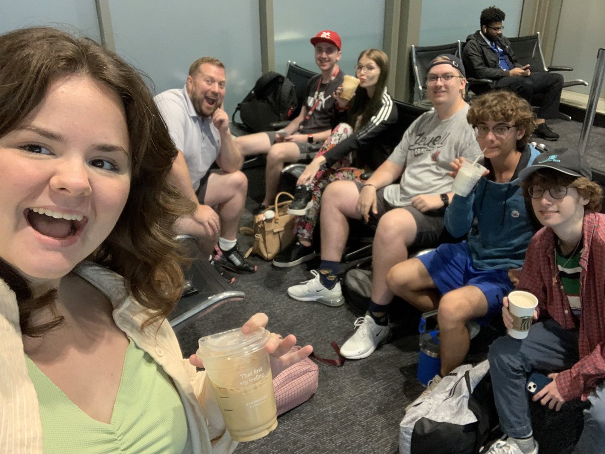 JewellDebate's tweet photo. The team has boarded the flight to Houston for the Tournament at Rice University! https://t.co/gX4tLQDVLF
