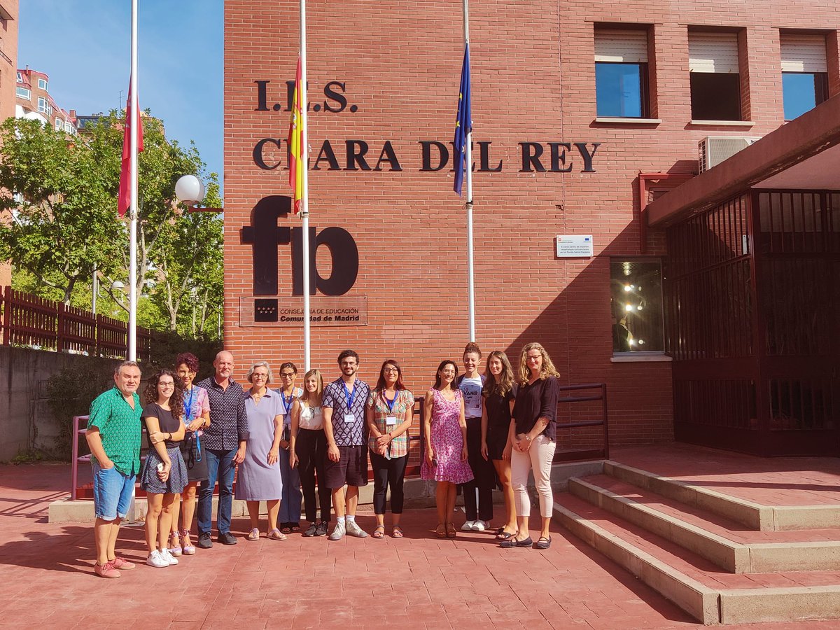 Dos días intensos y muy productivos, trabajando juntos a través de un programa #KA2 #Erasmus+. Un placer ser anfitriones de todas las delegaciones participantes.

#DIGIT got together for two very productive days of meetings about our #project at IES Clara del Rey in Madrid!