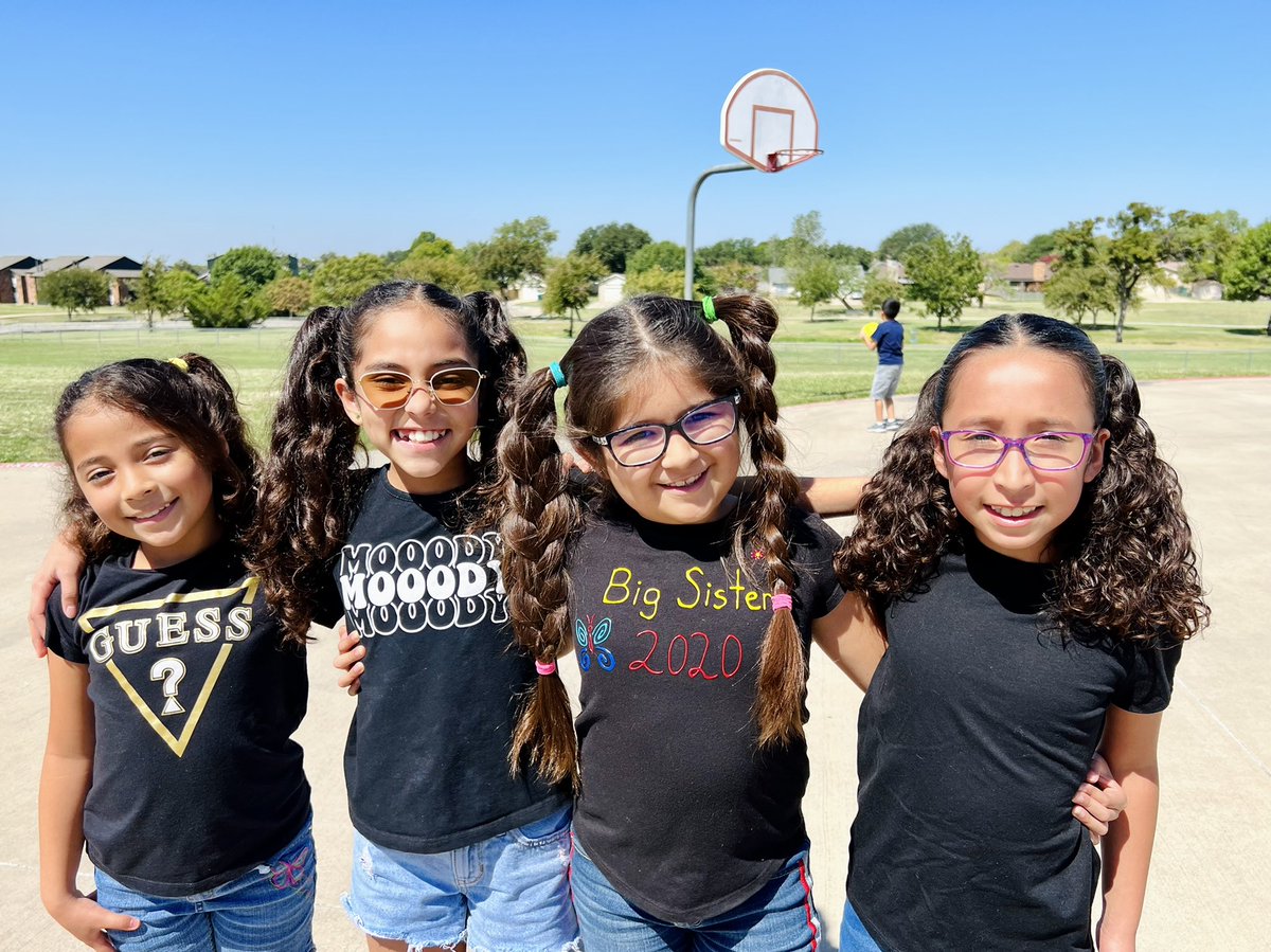 Andrea Ferrer tweet media