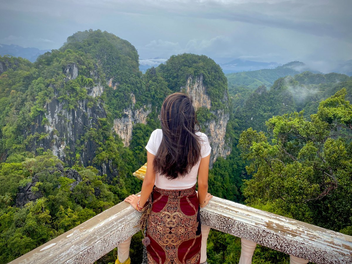 FINNtravel's tweet photo. We are hiring! 👀
 
We are on the hunt for a PR Account Manager to join our award-winning travel gang🌴
 
If you are innovative, have a passion for media, and love travel then we want to hear from you. Click the link below to find out more👇
 
https://t.co/ITbu0o3OGP
 
#travelpr https://t.co/Q9kCusV7no