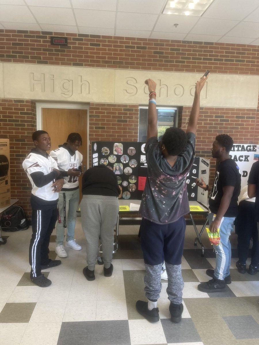 _canesathletics's tweet photo. @HeritageHS Hurricanes are #GettingConnected to #Athletics today during lunches. https://t.co/U3kGh0UMzU
