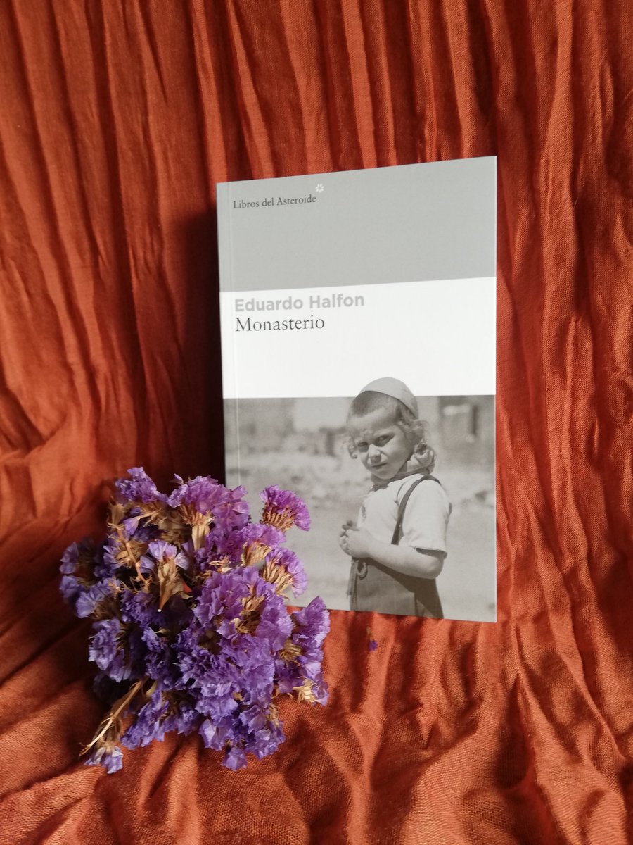 EdurneIturriso's tweet photo. A ver, es@s letraherid@s con la literatura de #Halfon, por ejemplo:@julenhc1 @pipisilik @susana8913 @crisayllonv @konkadekaos @perdinand @libreramente... Que ayer me marqué un abordaje librero exprés, y entre otros tesoros me traje estos 2 ¡y sujetándome!🙄🤓😂📚¿Opiniones? https://t.co/LjoGmMxmKj