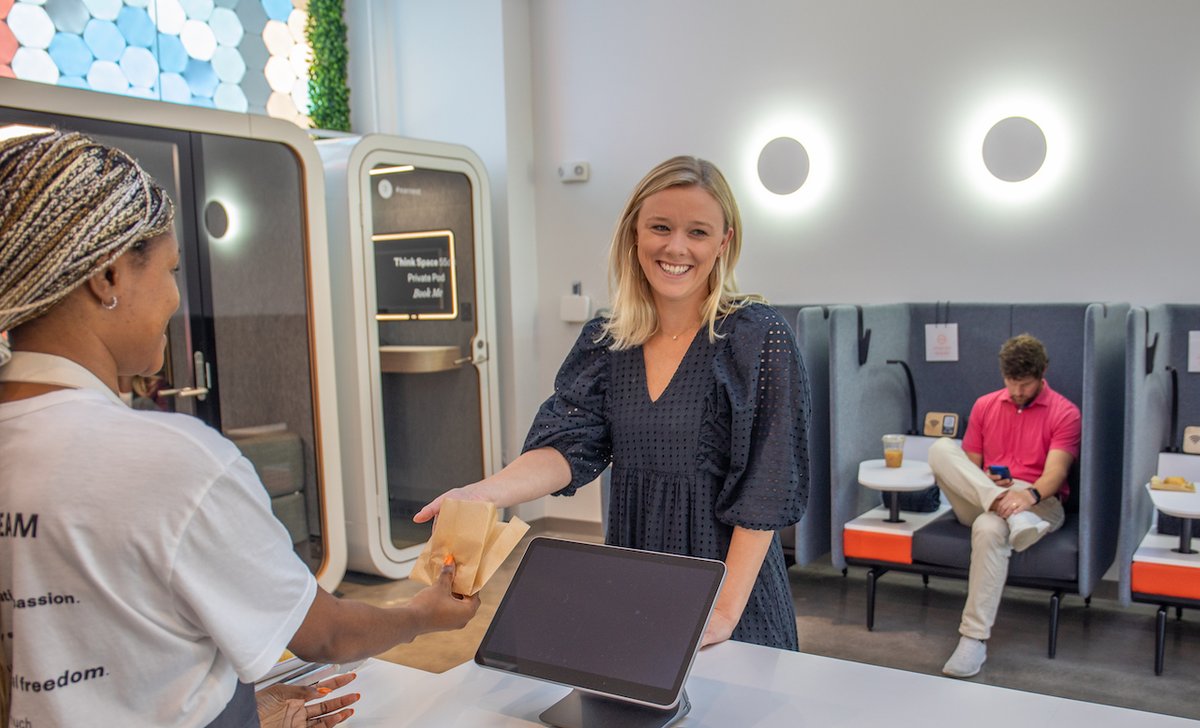 workatvel's tweet image. Drop-in, relax, recharge, refuel and get work done simultaneously! #fuelyourflow #vel #9to6isdead #speedoflife #velsavannah