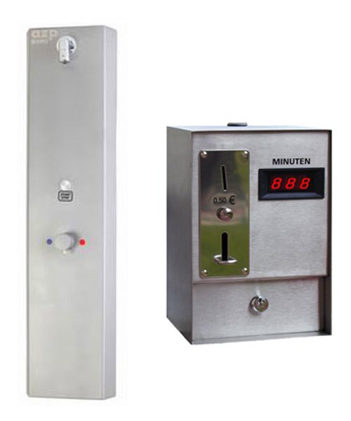 Mijn kinderen douchen te lang. Ik probeer ze bij te brengen dat je van korter douchen niks krijgt. Ik geef het goede voorbeeld en probeer ze uit te dagen mijn gemiddelde te verbeteren van 3 minuten 11 seconden. De heren scrollen vooralsnog rustig verder. Tijd voor maatregelen