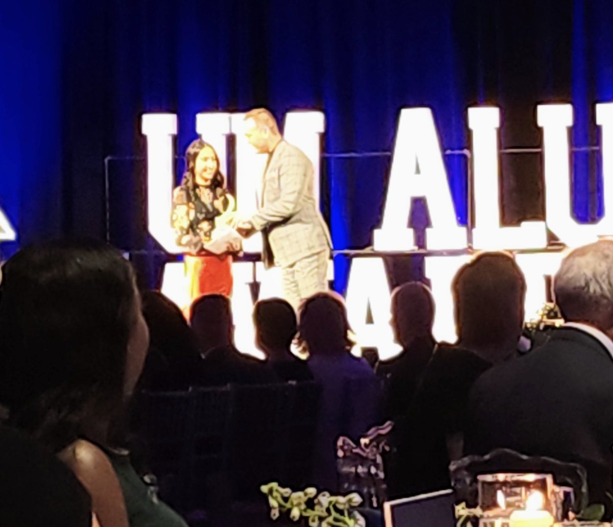 accessuofm's tweet photo. Congratulations to #AccessUM grad Dr. Carly McLellan [BA/16, MD/20] and her fellow #UManitoba Distinguished Alumni Awards recipients. Last night was your night to celebrate your achievements. We are so proud of you. #UMHomecoming #UMDAA #UManAlumni https://t.co/tJyBwTVgRB