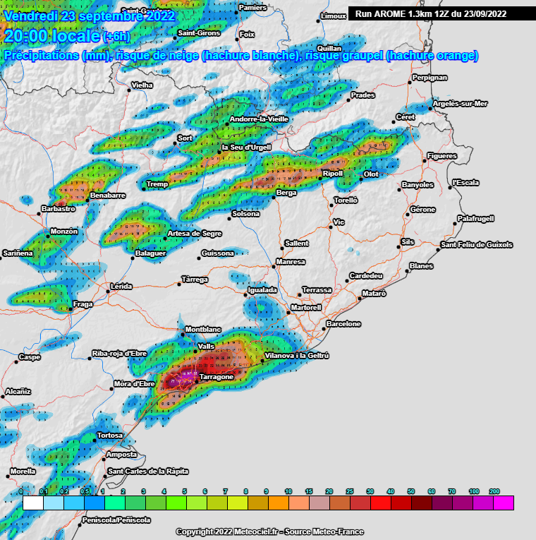 TomasMolinaB's tweet photo. L'últim mapa que acaba de sortir dona pluges molt intenses al Tarragonès/Baix Camp ( centrat a Tarragona i Reus) . 
Molta precaució!
#ElTempsTV3 https://t.co/QgpdzW0hLU