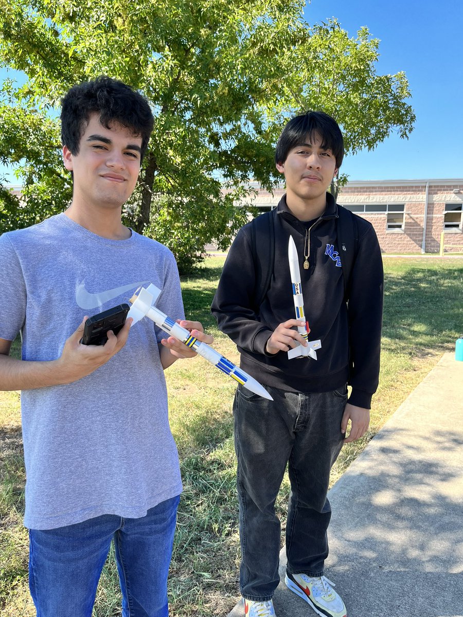 Akins STEM Academy tweet media