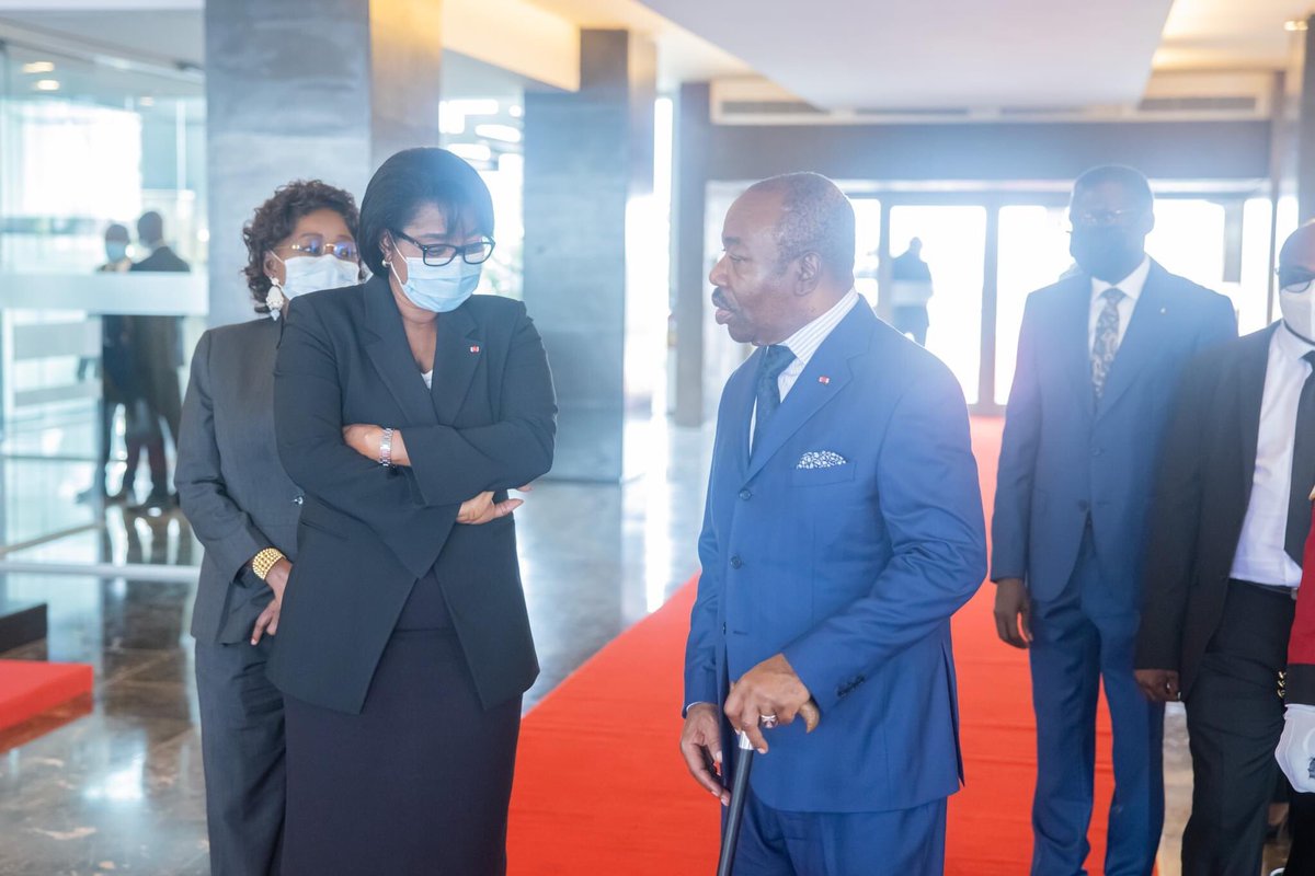 Arrivée ce vendredi 23 septembre 2022 du <a href="/PresidentABO/">Ali Bongo Ondimba</a>, de retour de ses voyages de Londres et New York, où il a pris part aux obsèques de Sa Majesté la Reine Elisabeth ll, puis a participé à la 77 ème Session de l’Assemblée Générale de l’ <a href="/ONU_fr/">Nations Unies (ONU)</a>