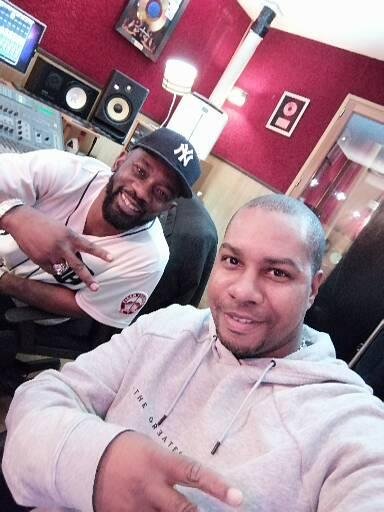 SLuchel's tweet photo. At work! Projets dans la lignée du clip " Django " co-réalisé par Passi et moi-même !
Félicitations pour ton rôle dans le film " Le Prince " de Lisa Bierwith!!🎥👏🏽
#passi #issap #rap #fr #rapper #producer #actor #studio #musicvideo #stevenluchel #film #story #artist https://t.co/p2Z4rUk3ZN