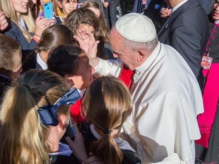 STA_Brookland's tweet photo. Seven years ago today a few dozen lucky St. Anthony students accompanied Mr. Thomasian to greet Pope Francis at the Papal Nunciature. Blessed memories!
#STABrookland #CCABlessed #AdwcommUnity https://t.co/GDjjuO9OoQ