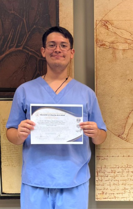 We congratulate our members of GIA Education:
Armando Piedra Miranda and Ricardo Tello Mendoza for receiving first and third place, respectively, in the category of papers in the e-poster format at the 1st International Congress on Health Sciences Education.
Congratulations!