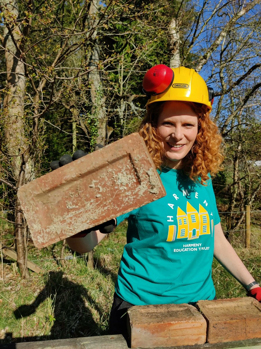 HarmenyEd's tweet photo. Could you, your organisation or company, donate or pledge to raise £1,000 and gift a brick for our new Learning Hub?

You can help rebuild lives and reshape futures. 

https://t.co/WQOPhIHUl3 https://t.co/6bhIndjzqA