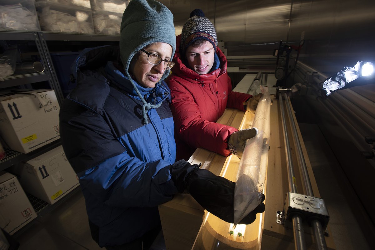 WHOI's tweet photo. What do #coral skeletons, #seafloor sediments  &amp; #glacier ice in common? All are natural time capsules that tell the story of Earth’s #pastclimate, helping us predict our #climatefuture. Make the #OceanClimateConnection at https://t.co/hjuJ17y5bW https://t.co/3YaTgv6vGP