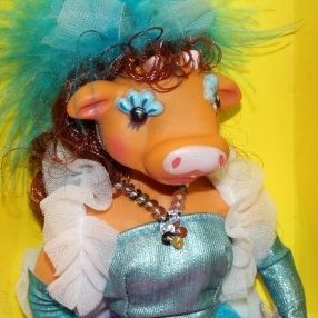 FurryDolls's tweet photo. Gorgeous Creatures (1980) https://t.co/gVztseh4tJ