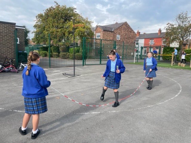 Our children have really enjoyed practising their skipping skills, after their session with coach Chris from Jump rope.#WarringtonStBarnabasPE <a href="/SGWarrington/">Warrington School Games Programme</a>