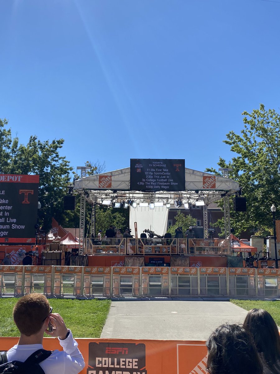 Vol_Sports's tweet photo. Welcome to Rocky Top! @CollegeGameDay https://t.co/VALp4Bv3cs