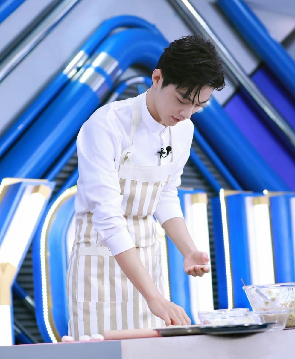 xiaomizhan's tweet photo. our song special episode #cdrama #lanzhanxian #xiaozhan91xnine #lanzhan #london #american #thelongestpromise #shiying #french #xiaozhanedit #lanwangi #weiying #chinesedrama #xiaozhanxnars #doulucontinent #xiaozhanstudio #xiaofeixia #theuntamed #weiwuxian #cats https://t.co/cbPtBfhhLi