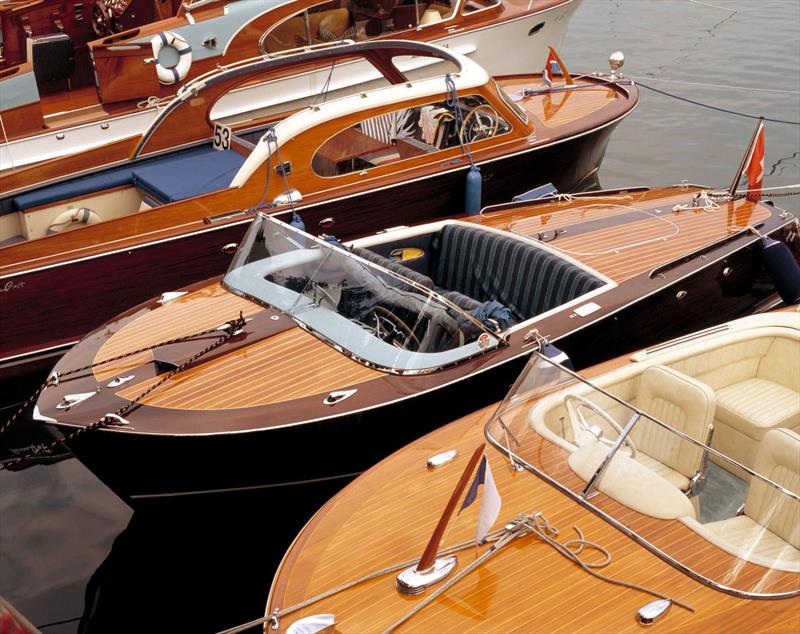 From classic boat to electric boat, <a href="/Laneva_boats/">Lanéva 100% Electric</a> embarks on its first retrofit project powerboat.world/news/254119/Fr…