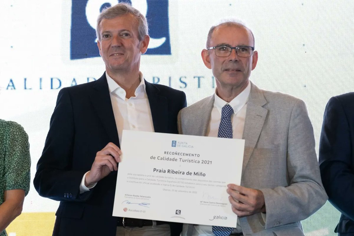 Mvfaraldo's tweet photo. Hoy con concejala Elena Lage, recogimos de Presidente @Xunta @AlfonsoRuedaGal diploma Recoñecemento Q Calidade Turística a Playa #ARibeira @ConcelloMino
Tb estaban delegado @gonzalotrenor, vicepdte @Depucoruna @XRegueira y d.xeral #turismo @castro_domingue
#Miñoéfuturo https://t.co/TrFMevxg3a