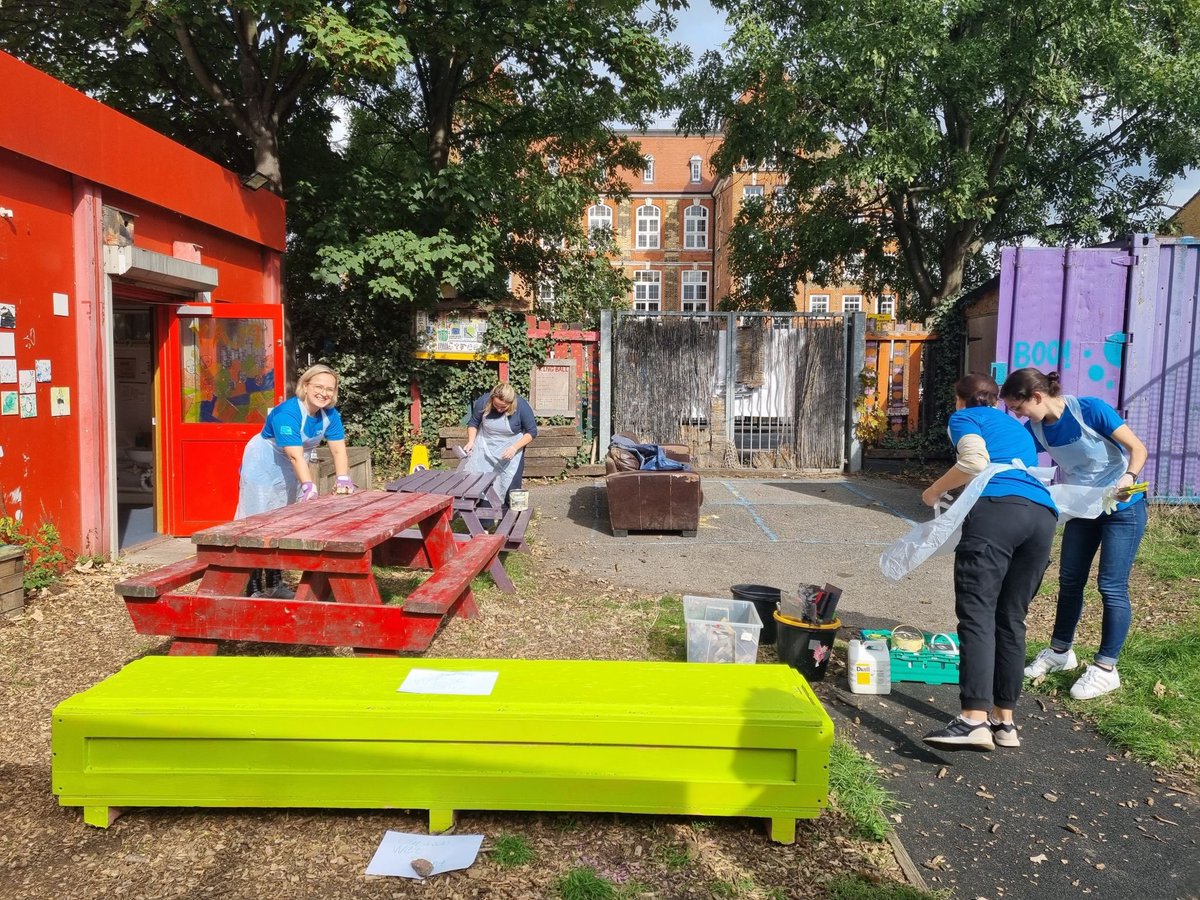 ELBA (@ourelba) on Twitter photo Adding a bit of blue to the already vibrant and colourful Pearson Adventure Playground, this <a href="/ArchInsInt/">Arch Insurance International</a> volunteer team tried their hand at everything to transform the space. A big shoutout to the team 👕☀️ Adding a bit of blue to the already vibrant and colourful Pearson Adventure Playground, this <a href="/ArchInsInt/">Arch Insurance International</a> volunteer team tried their hand at everything to transform the space. A big shoutout to the team 👕☀️