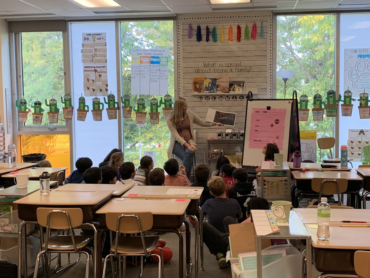 MDominguezD15's tweet photo. The best way to start the day is with students @WhiteleyWildcat Each group of students was so focused on their work today. https://t.co/4JFxk0BhVz