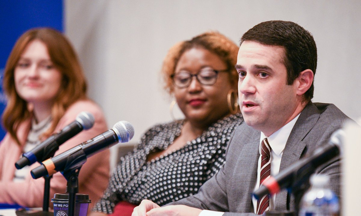 PACouncil's tweet photo. “If the Supreme Court accepts the theory that state legislatures cannot be checked by the federal government, the outcome, frankly, can be devastating for our entire legal foundation.” @jasonaabel from @SteptoeLLP at #StateLocal22 on SCOTUS's potential influence on lawmaking. https://t.co/h0bl3KClvb
