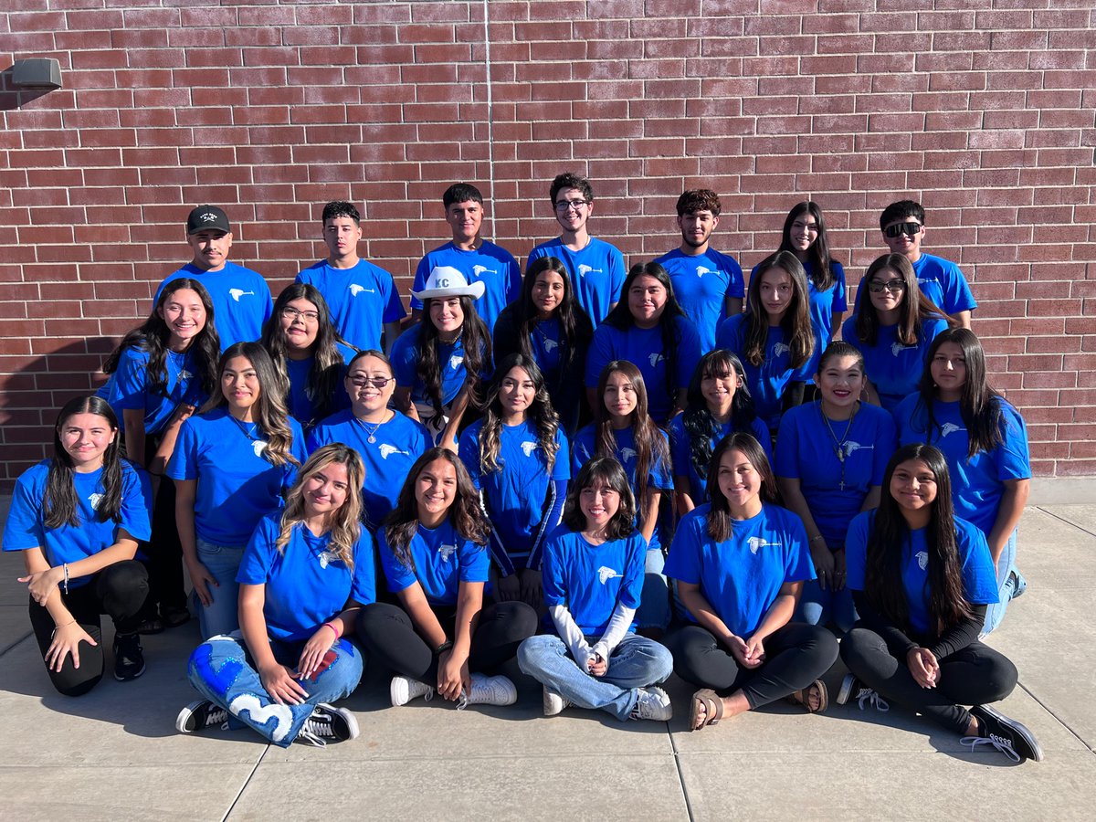 AHS Med Tech repping the Patient Care Pathway!! <a href="/AHSArt325Thomas/">AHS Art/Thomas</a> Shirts came out AMAZING as always! <a href="/MercedUHSD/">MercedUHSD</a> <a href="/AtwaterHOSA/">Atwater High HOSA</a> <a href="/AtwaterFalcons/">Atwater High School</a>