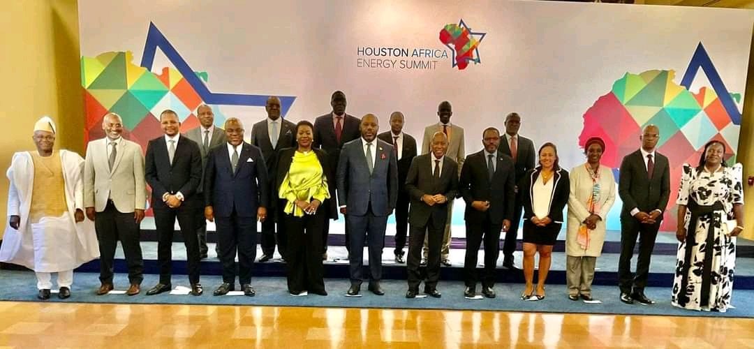 SirirGabriel's tweet photo. #HoustonAfricaEnergySummit
@Puotkan https://t.co/TIu4V80y5y