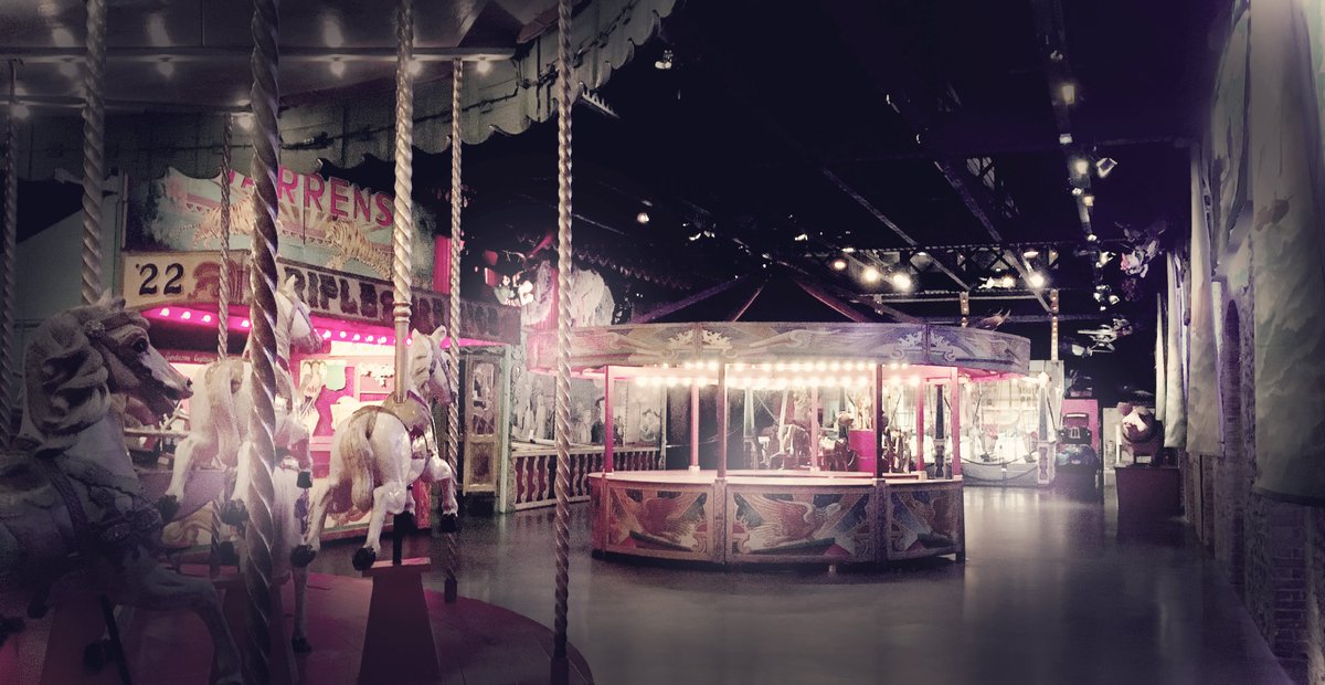 iesegnetwork's tweet image. ⌛️ Plus que 2 semaines pour réserver vos billets pour la soirée #IESEGAlumniForever ! RDV le 13/10 au @MuseeArtForain. Une occasion unique pour retrouver vos amis et collègues #IESEG et étoffer votre réseau pro et perso 👉 bit.ly/3bVAZ7P
#Alumni #Networking #GetTogether