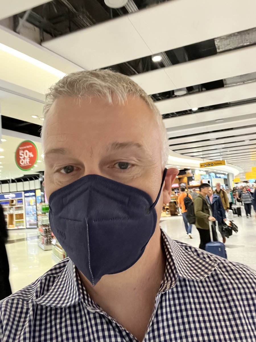 RickABright's tweet image. The privilege of being “that guy” wearing a mask across the Heathrow airport. 

Of thousands of people passed during a 5 hour layover, &amp;lt; 20 were proudly masked to protect themselves &amp;amp; others from the highly contagious airborne COVID virus. #PandemicIsNotOver #DontStopNow