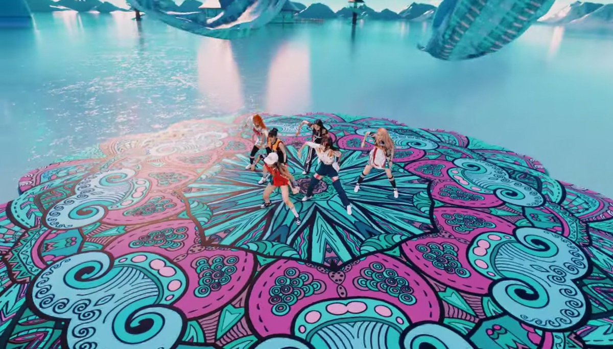 Hyacinth0824's tweet photo. #Lapillus is indeed like a volcano. Their ending pose in Hit Ya suggests that they laid dormant for a while then suddenly exploded and bring us Gratata which sent shock waves to fans and non-fans alike.
#LapillusFirstMiniAlbum
#GRATATA
@offciLapillus https://t.co/FEJz6dNDyD