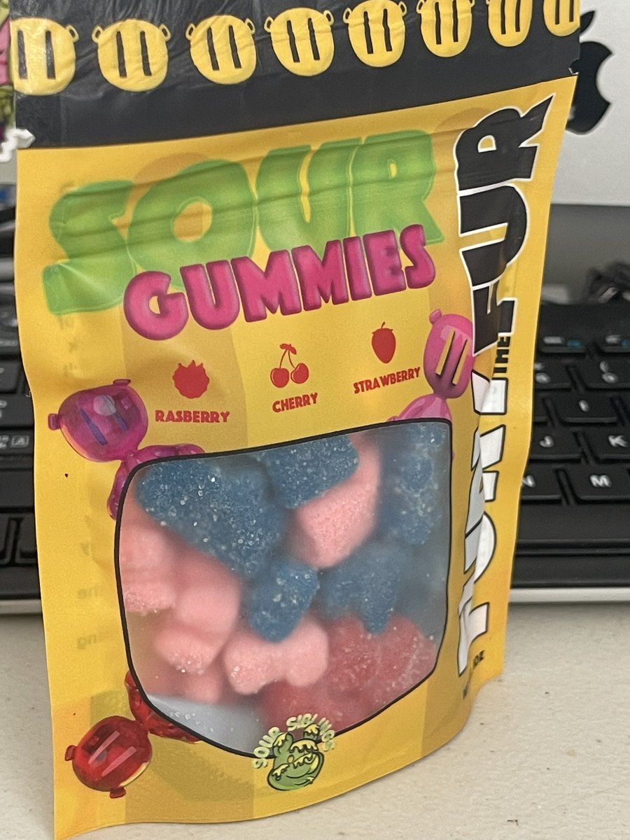 StringGawd215's tweet photo. @FuryofTheFurNFT keeps me entertained! Perks of being a holder!More items coming soon from my purchase๐ฅณCome join us! #NFTcandy #gummiebears #FOTF #furyofthefur #NFTCommunity #nftart https://t.co/4Kckunmlsc