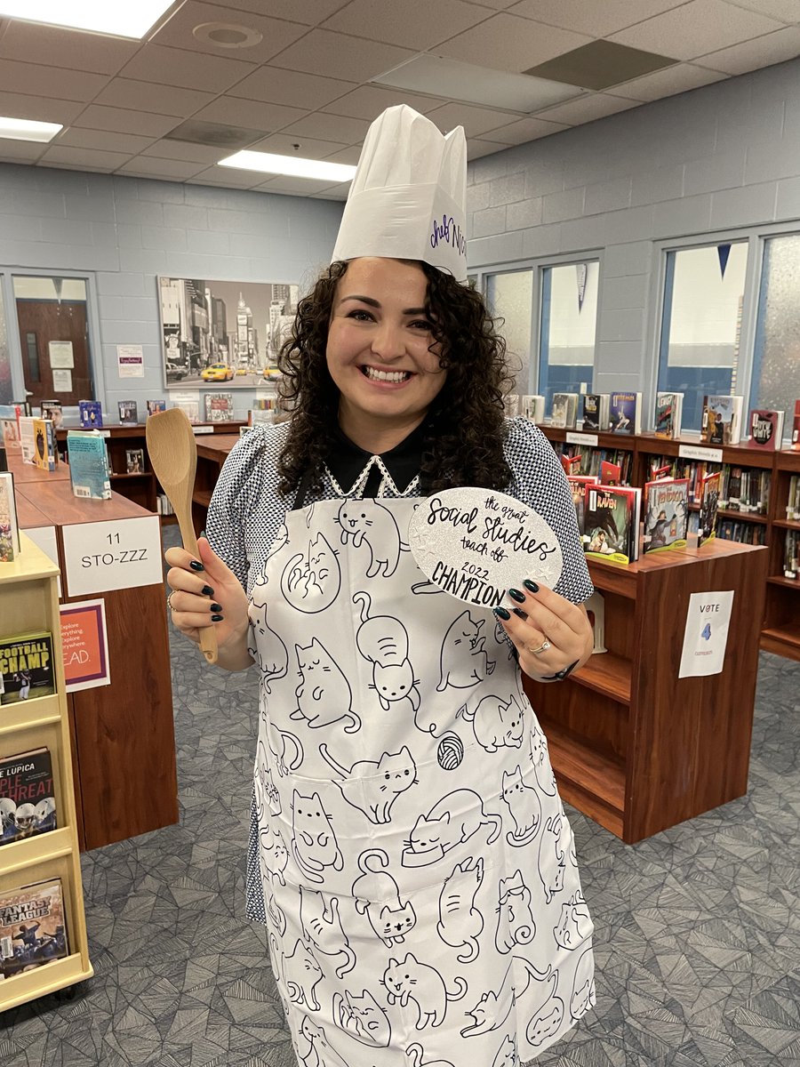 isd_avid's tweet photo. ISD middle school SS teachers participated in the Great SS Teach Off during cross-district PD this morning where they "cooked up" rigorous lessons full of WICOR strategies to engage learners and then presented through a gallery walk.  #Thisisavid #isdstrong @nicollettevw https://t.co/62kiBdpzSi