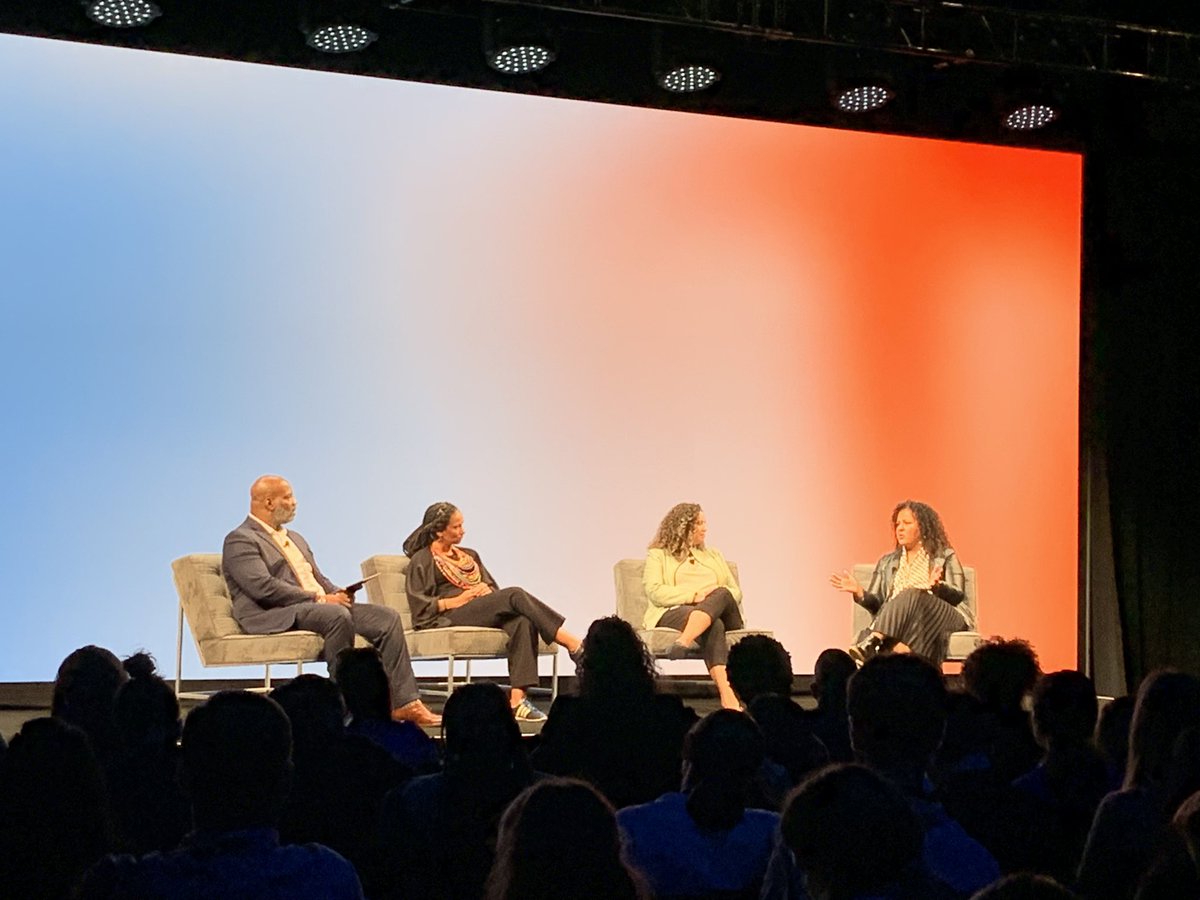 Branka2Panic's tweet image. Are DAOs the Future of Collaboration? 
#UnfinishedLive @byUnfinished 

The #power panel in a packed room next door with @ruha9 merbroussard @safiyanoble @jelani9 on #JustTech local control, bias, taxing the wealthy…

What are we missing here? Removing the wall between the rooms?