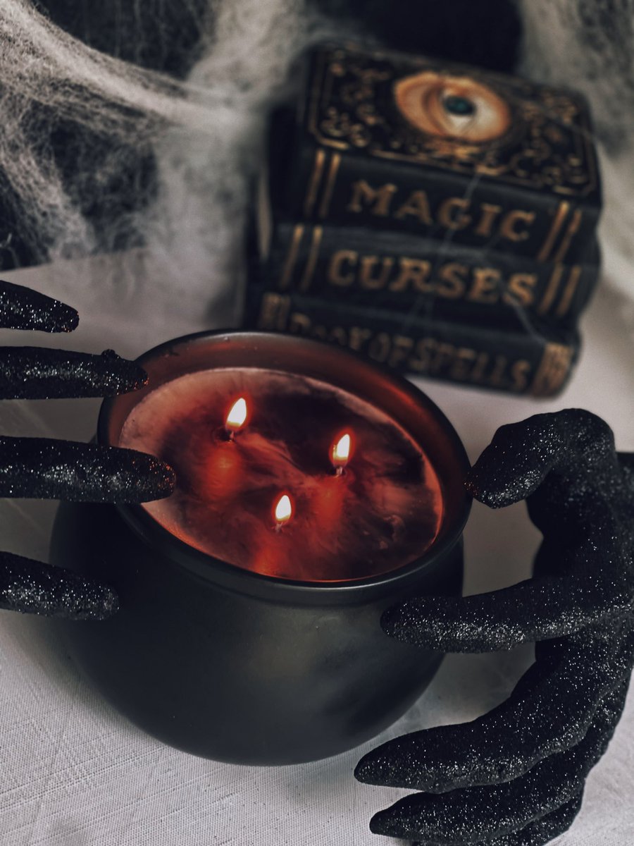 Cauldron candles. Tonight @ 7pm EST

#candles #cauldron #witchesunite #Halloween2022